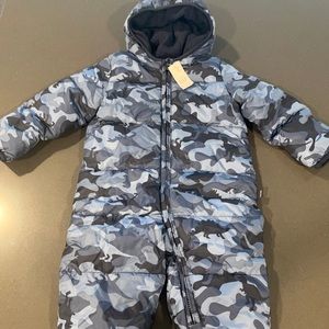 Baby gap snow suit